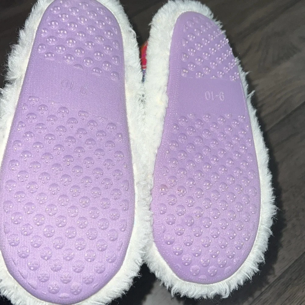Frozen 2 sequenced slipper booties